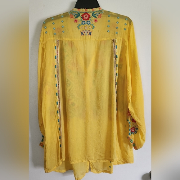 Johnny Was Yellow Embroidered Shirt Ladies Size Large Embroidered Boho Hippie - Picture 4 of 7